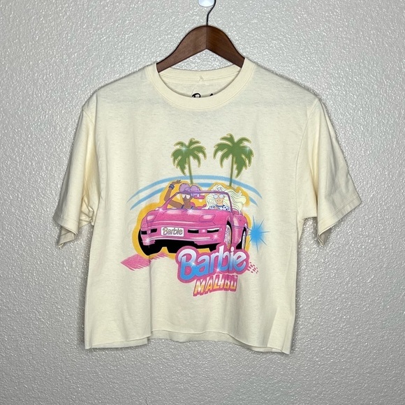 NWOT Barbie Malibu Y2K Graphic Print T-shirt - Picture 4 of 9